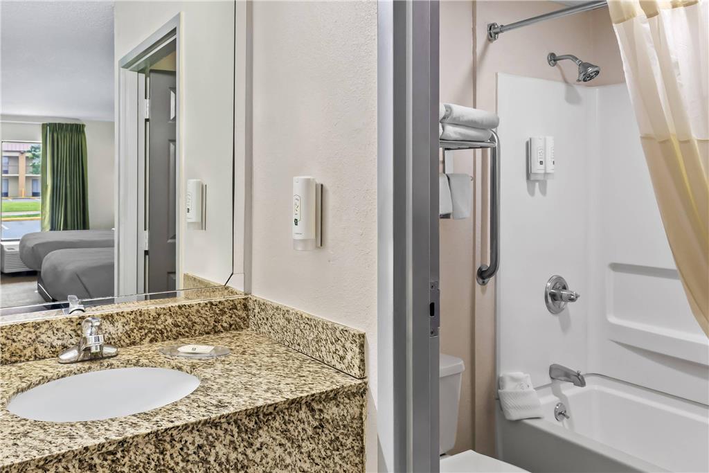 Quality Inn Fort Campbell - photo 12