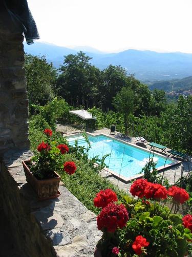 Agriturismo Saudon — 4-Star Luxury Hotel in Mulazzo, Italy