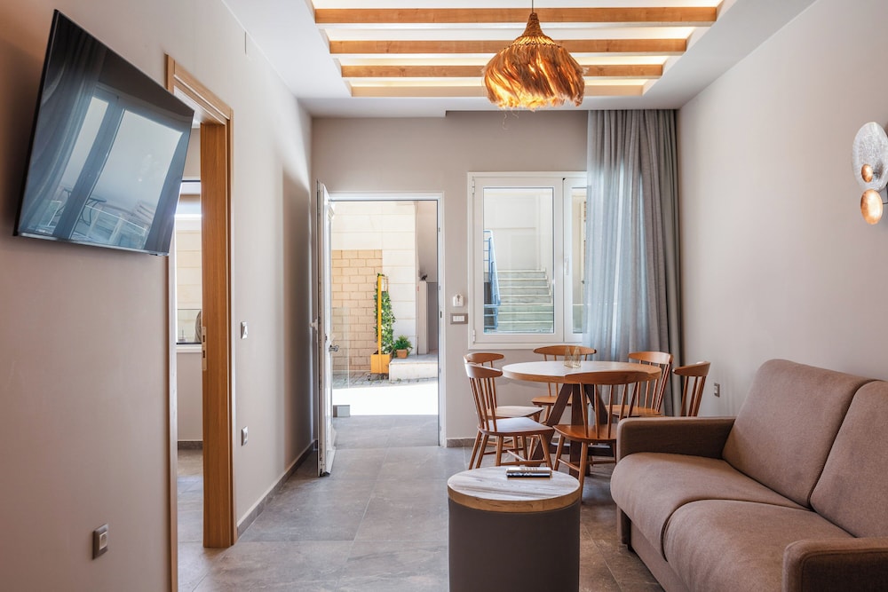 The Seaside Nook — Stalis — photo 2