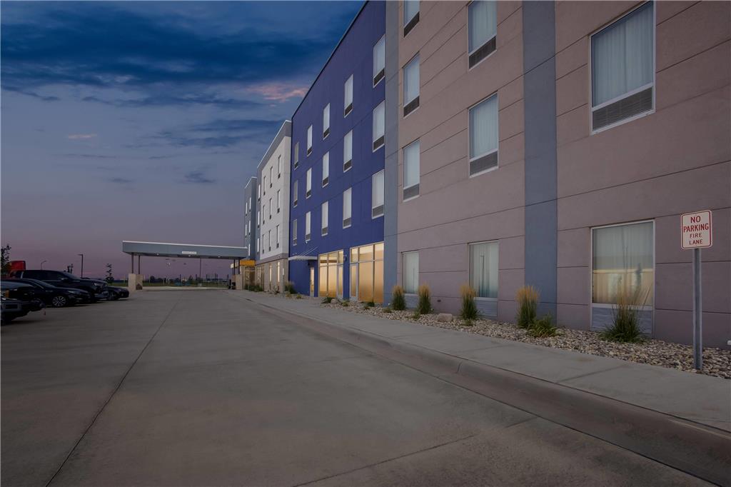 Comfort Inn & Suites at Sanford Sports Complex - photo 5
