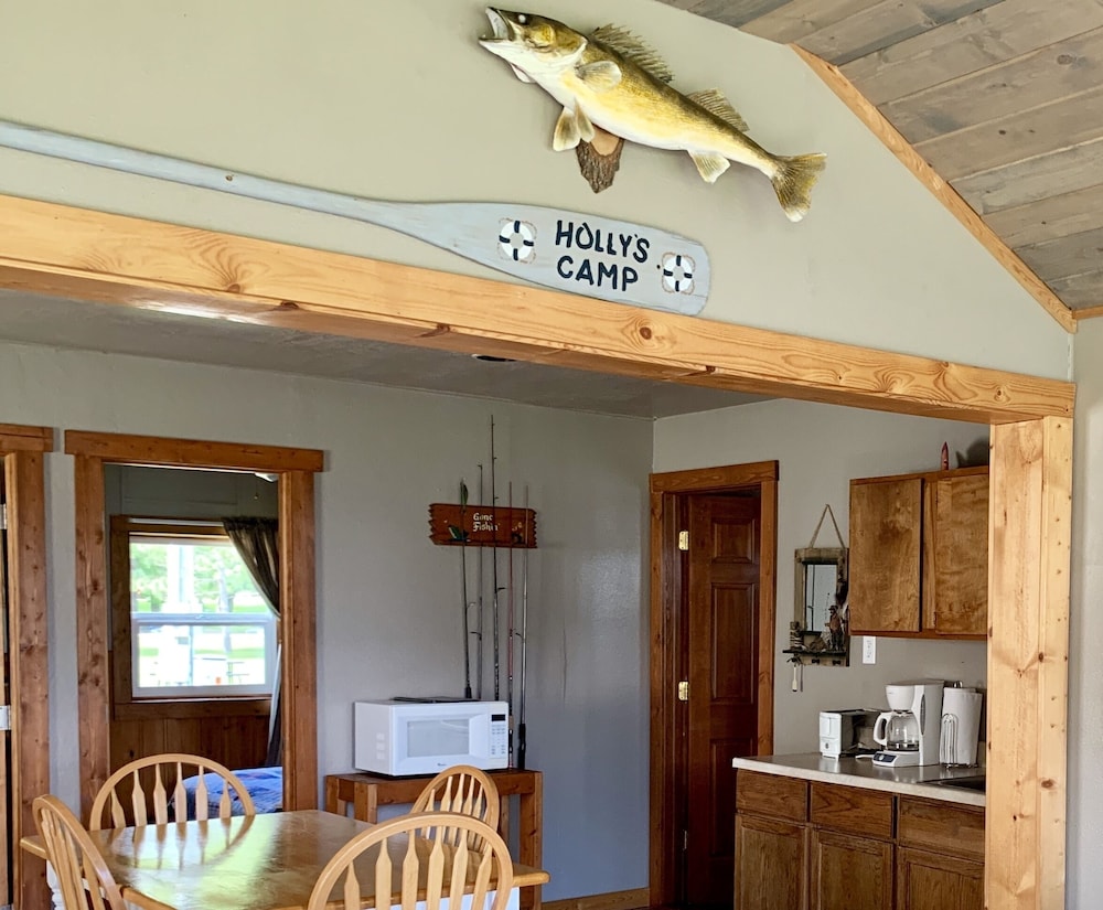 Hollys Resort - photo 15