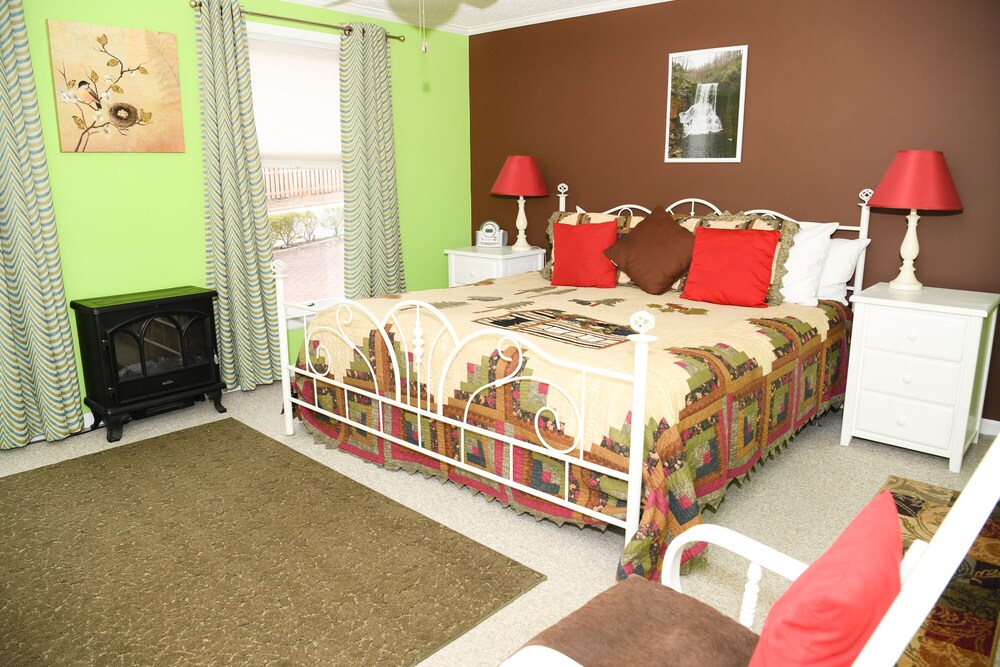 Blacksburg Bed & Breakfast - photo 46