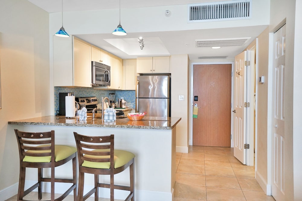 Hollywood Beach Tower - photo 20