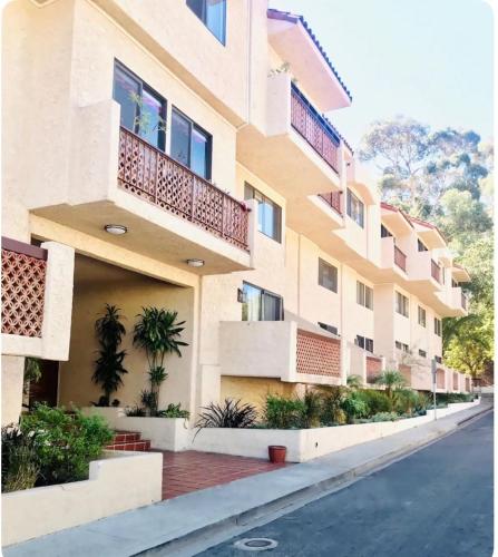 Bahia Vista C53 in Avalon, United States