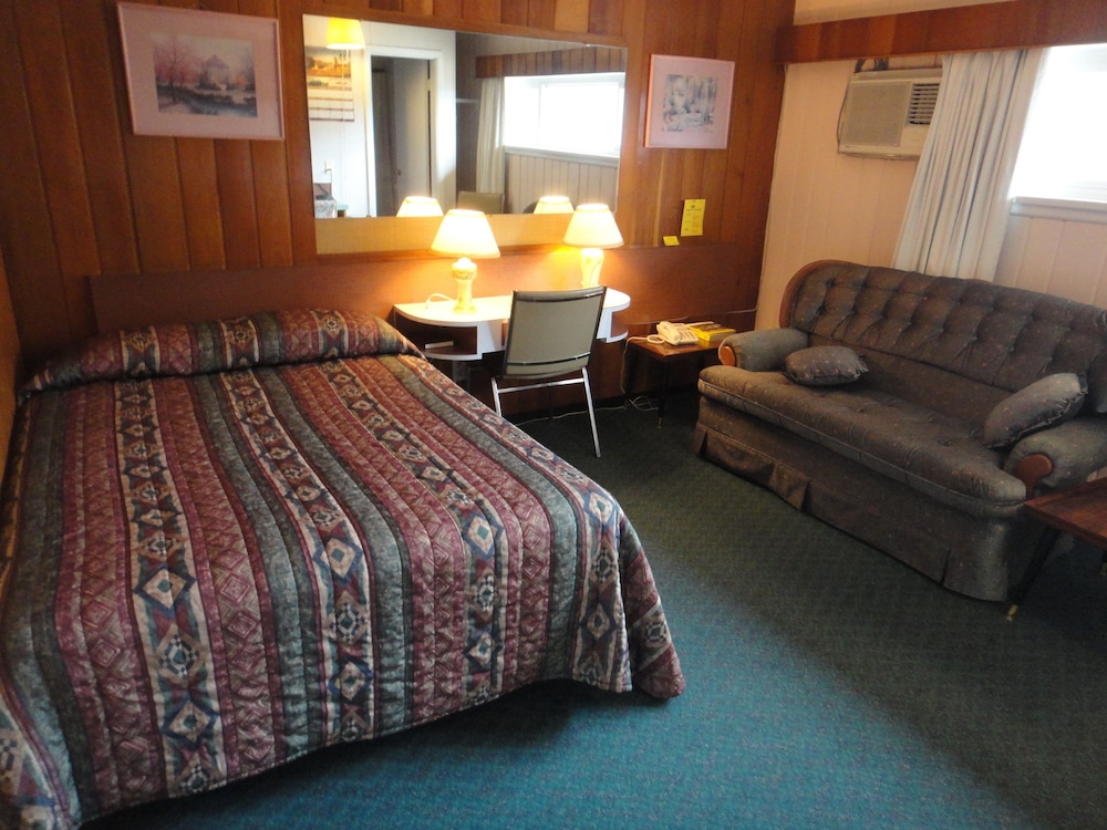 Airport Inn Motel & RV Park in Quesnel, Canada