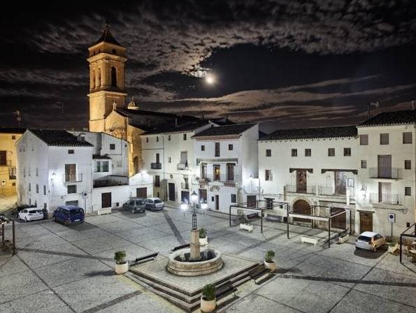 Alojamiento Tur Stico La Tinaja — Requena