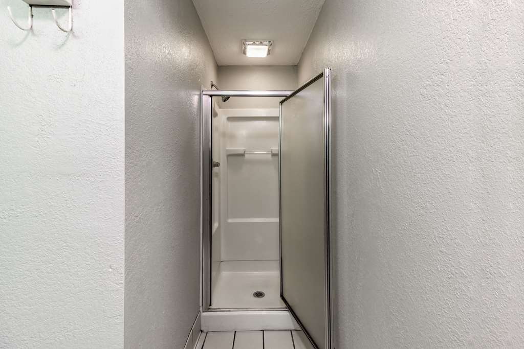 Quality Inn Goodlettsville - photo 21