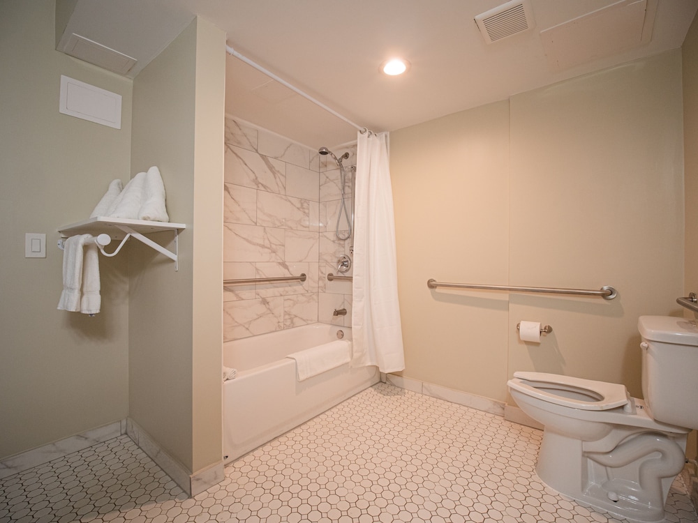 Equus Inn Ocala - photo 26