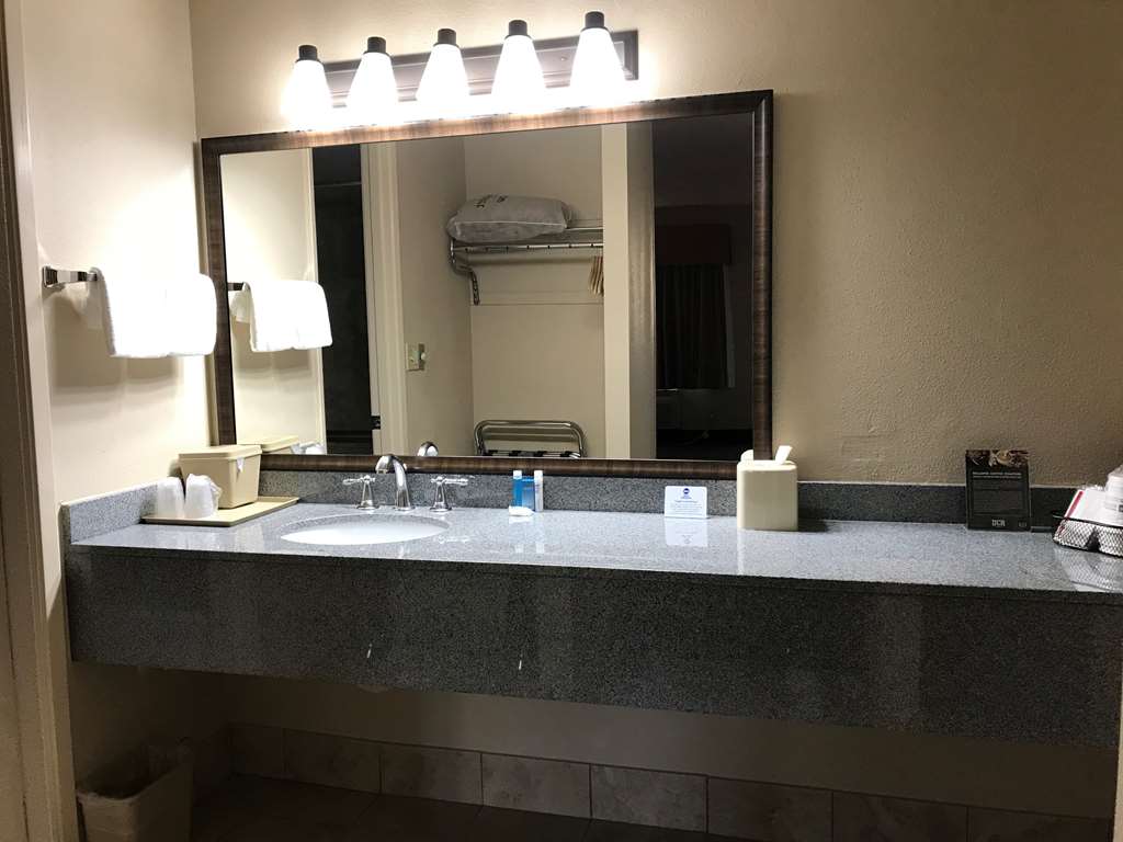 Best Western Lakewood - photo 15