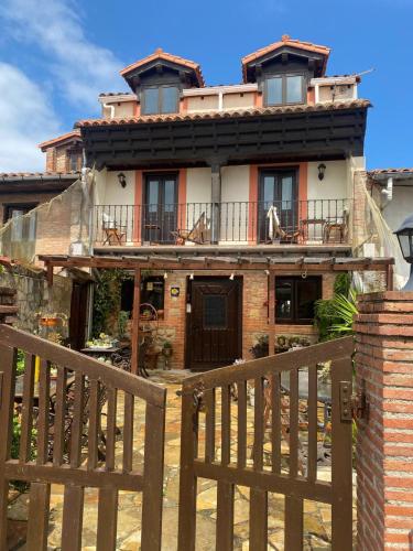 Posada Rural la Pena Casares in San Vicente De La Barquera, Spain