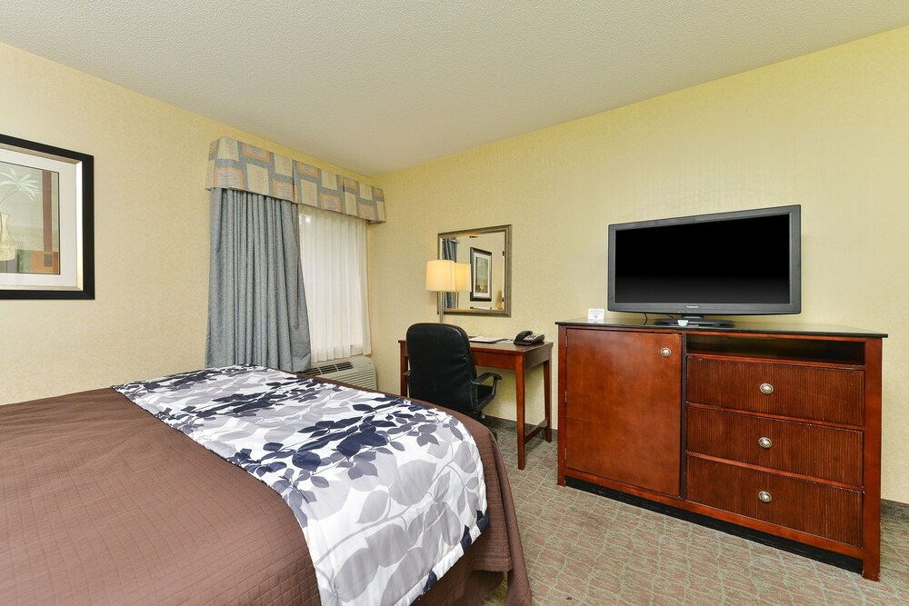Sleep Inn & Suites Near Joint Base Andrews Washington Area - photo 7