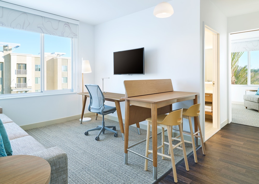 Element Chandler Fashion Center - photo 3