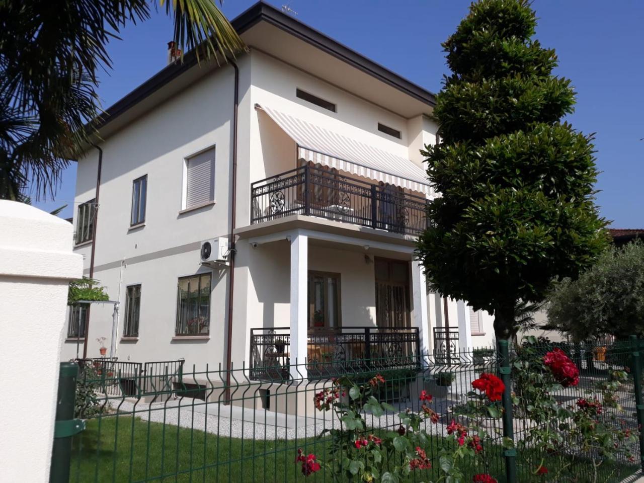 Casa Roman Italia Center Sacile — 4-Star Luxury Hotel in Sacile, Italy