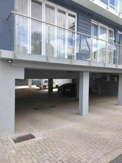 2Bedroom Apt Mountain view pool