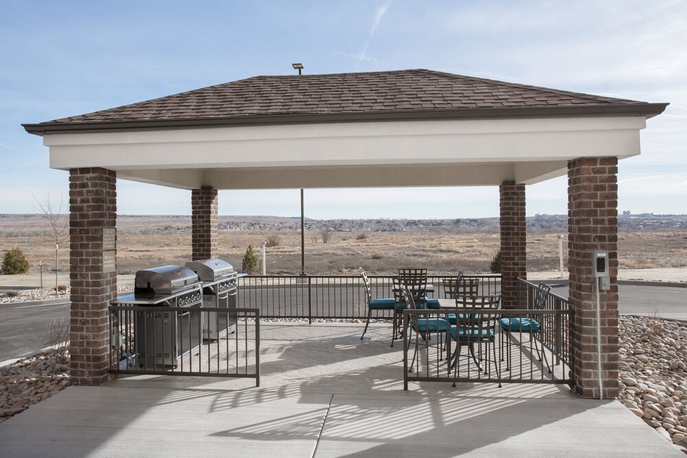 Candlewood Suites Pueblo by IHG - photo 11