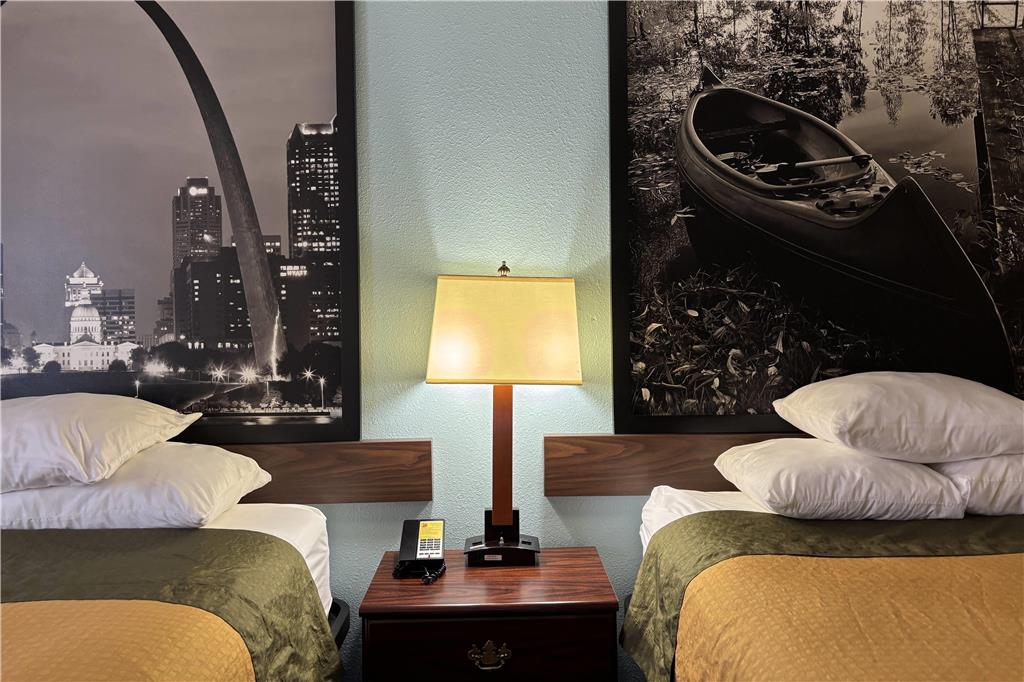 Super 8 by Wyndham Staunton - photo 9