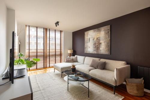 Veeve Contemporary on the Canal — 4-Star Luxury Hotel in London, United Kingdom