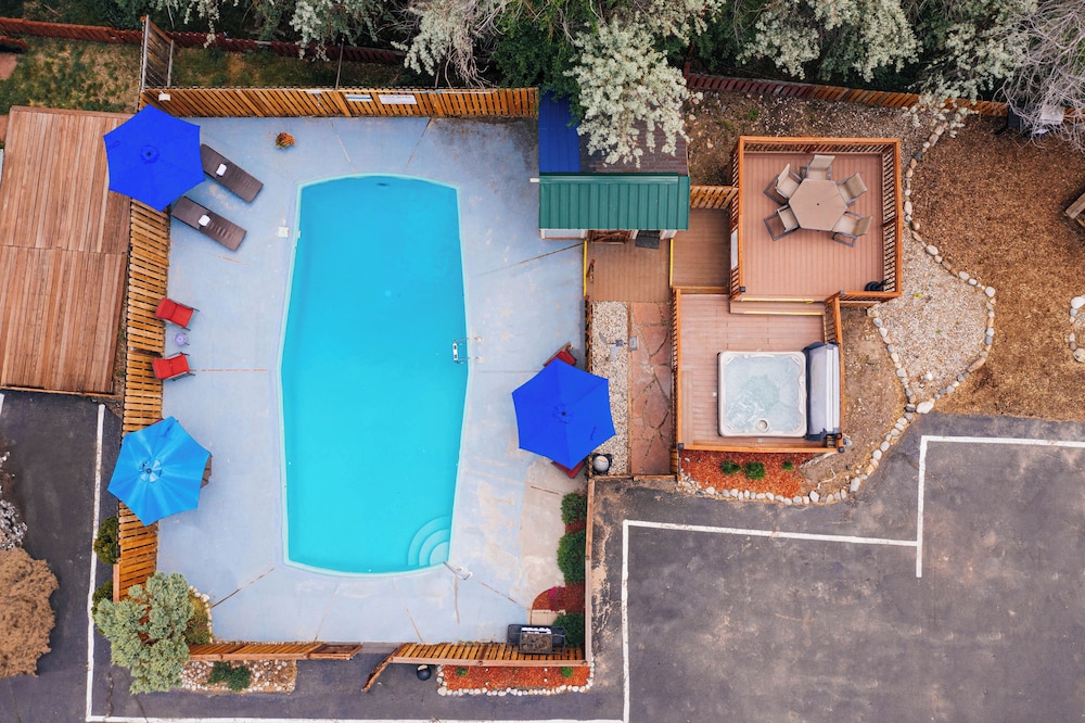 Salida Inn & Monarch Suites - photo 105