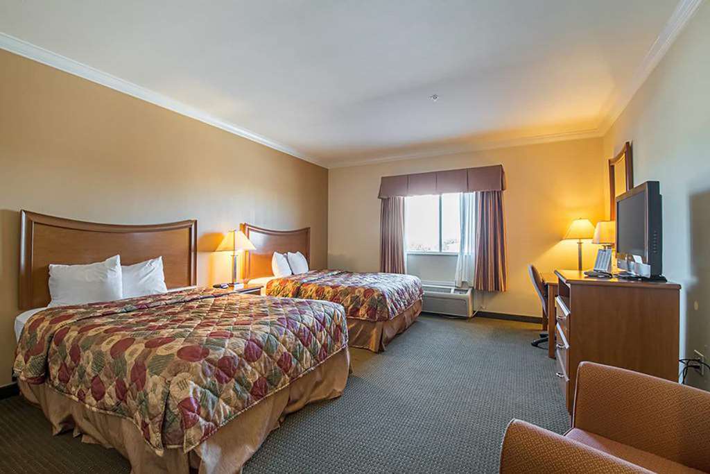 Days Inn by Wyndham Copperas Cove - photo 11