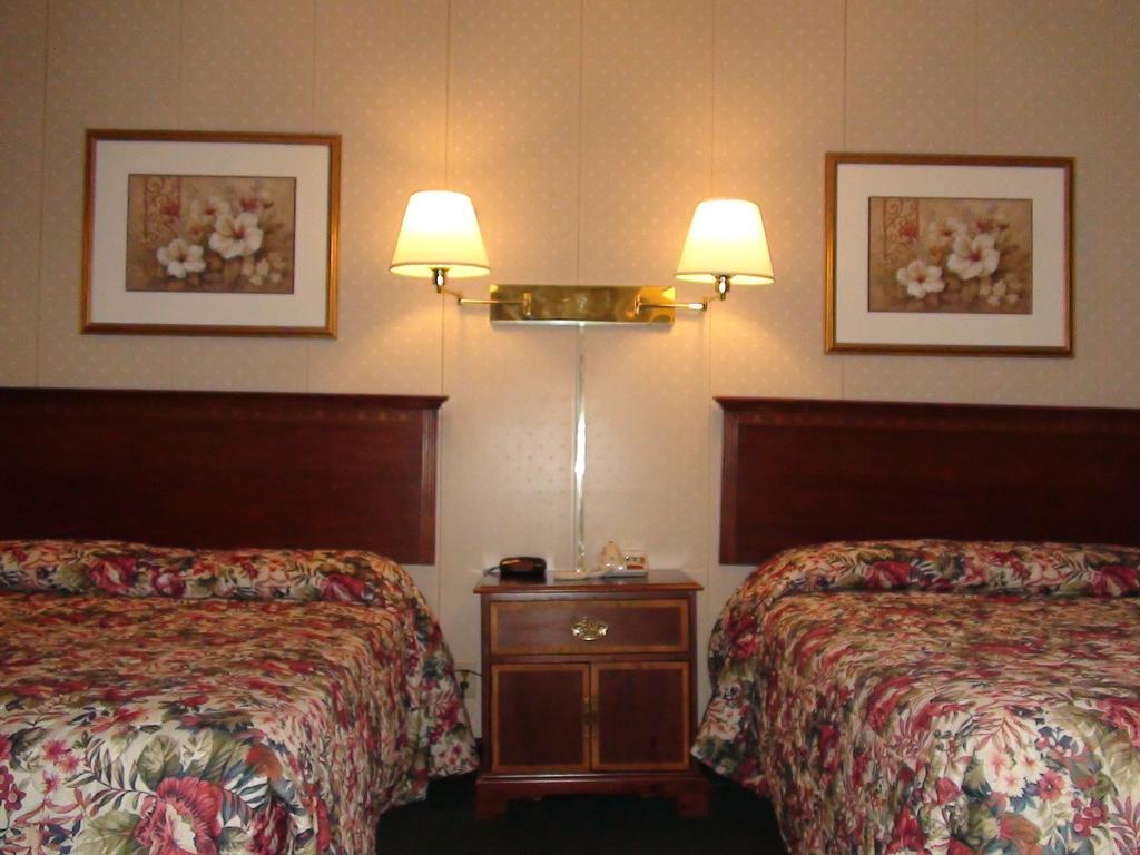 Highlander Motel - photo 8
