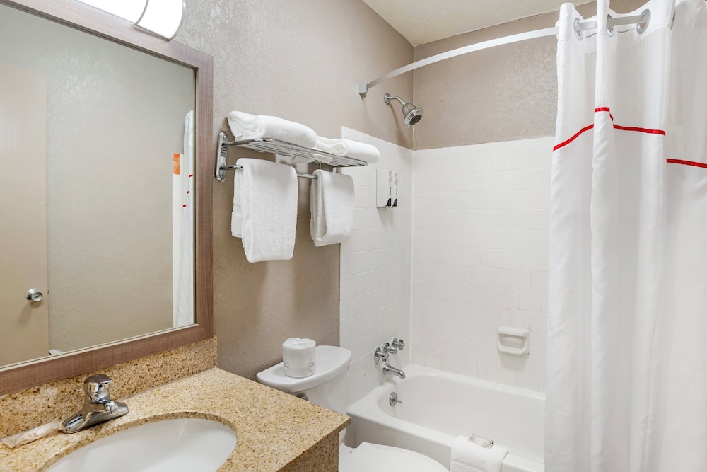 Red Roof Inn Doswell Kings Dominion - photo 25
