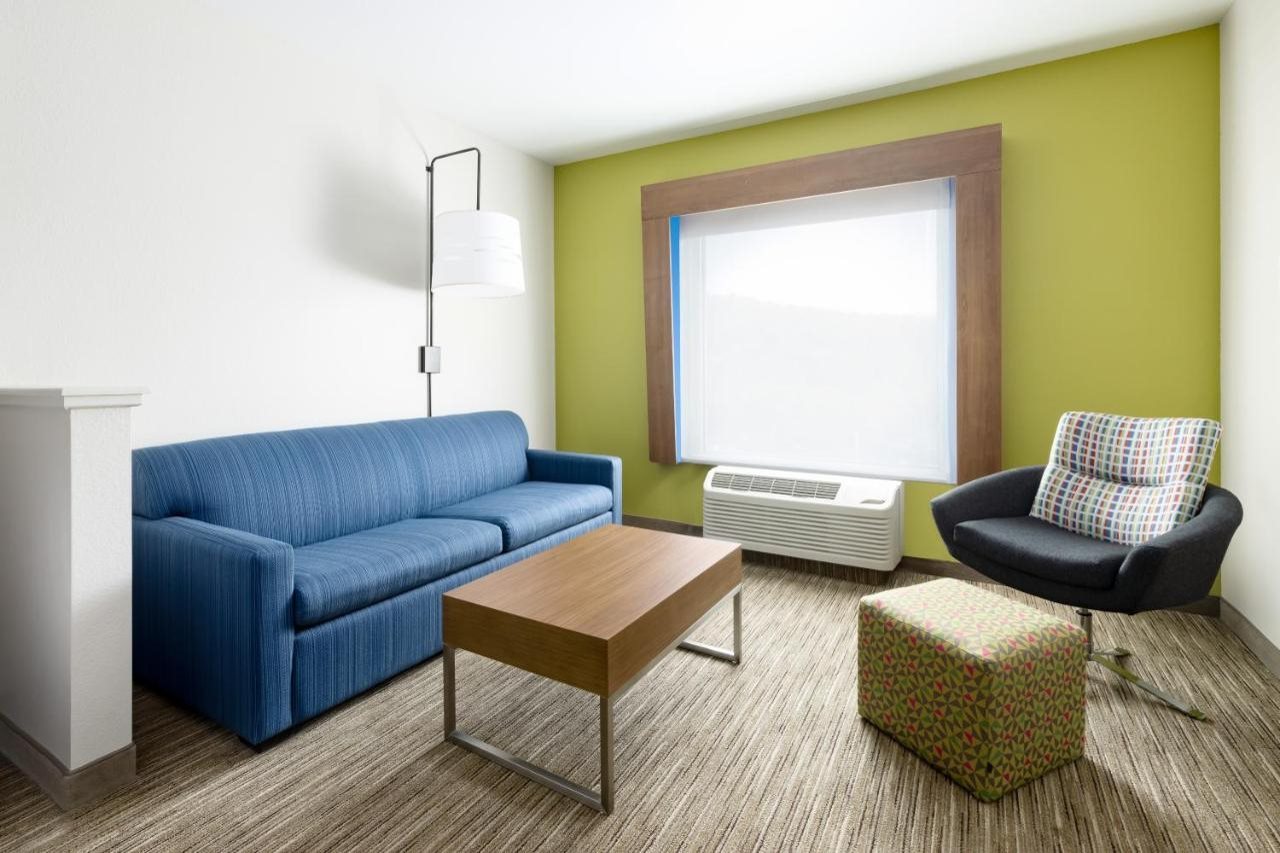 Holiday Inn Express & Suites Oakhurst Yosemite Park Area - photo 19