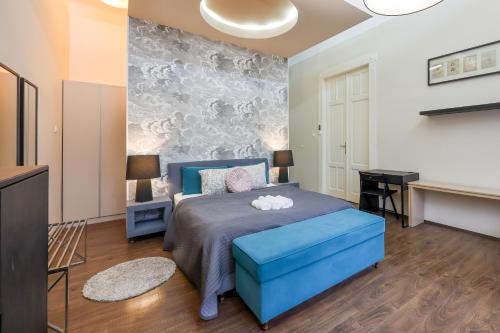 Deluxe Central Apartment With 4Bedrm 2 Bathrm — 4-Star Luxury Hotel in Budapest, Hungary