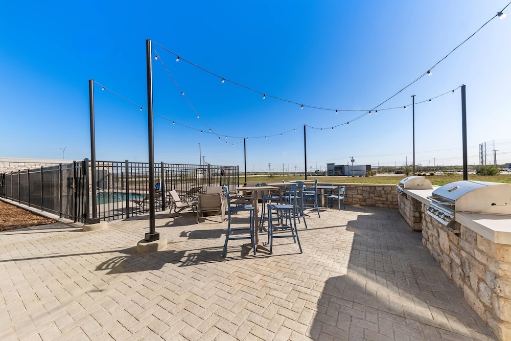 Everhome Suites Waco - photo 55