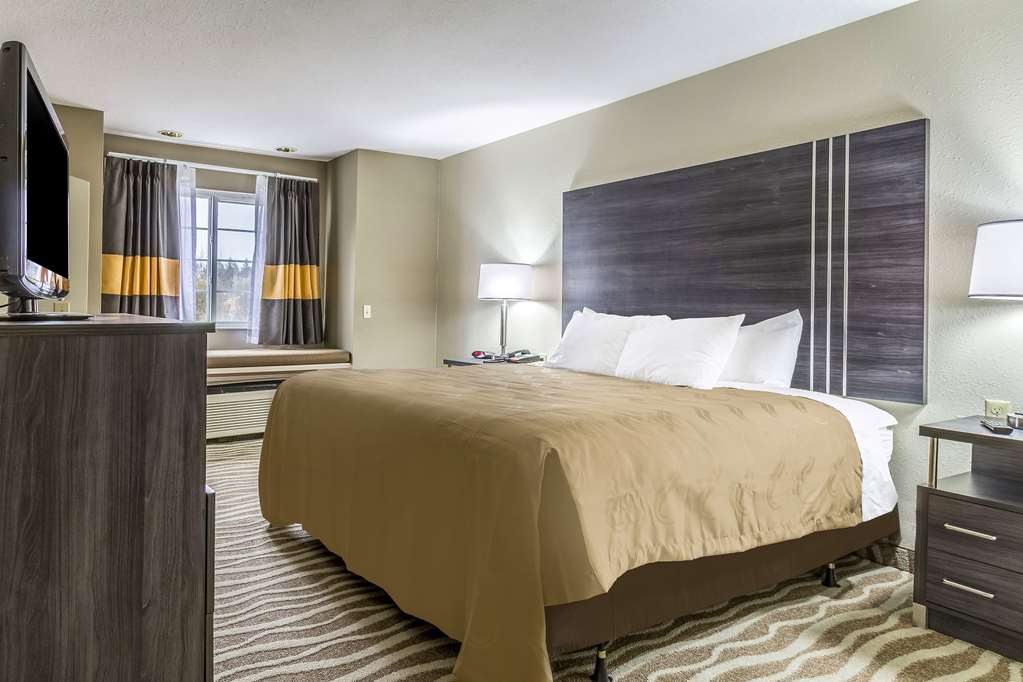 Quality Inn & Suites North Lima Boardman - photo 11