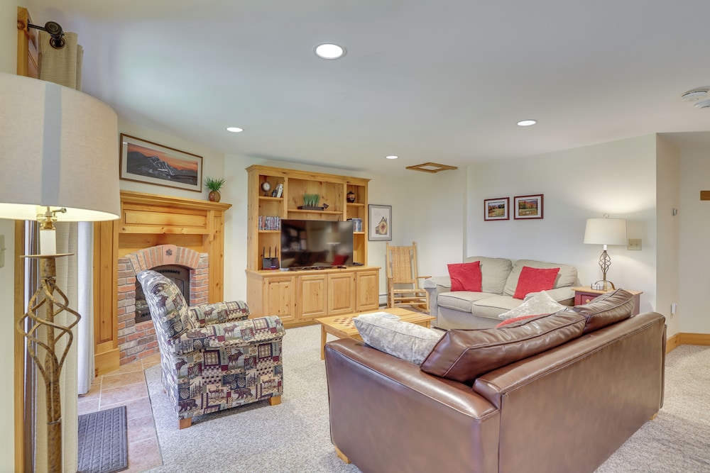 Ski in ski out Condo at Jay Peak Resort — hotel in Jay