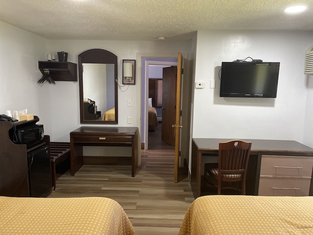 Scottish Inns North Tonawanda - photo 11