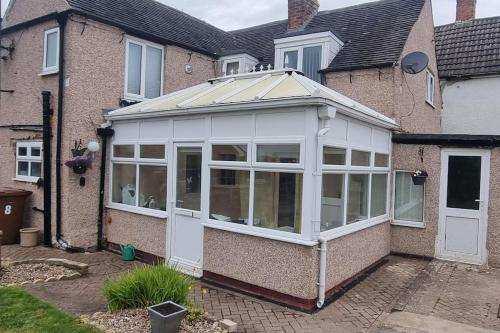 'rose cottage' a 19th century cottage in Findern — 4-Star Luxury Hotel in Findern, United Kingdom
