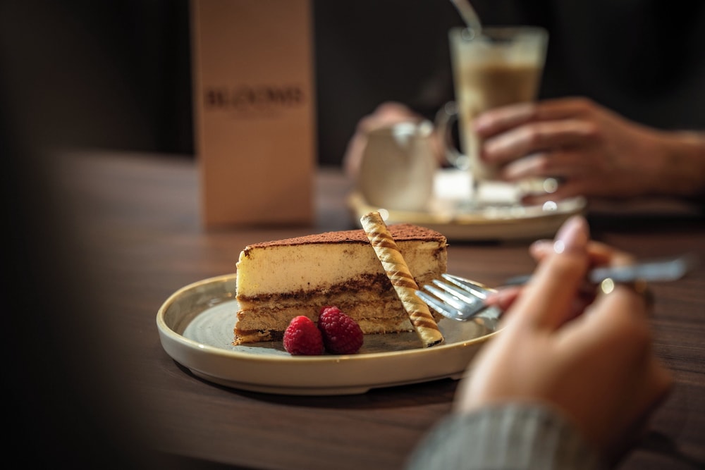 מזון ומשקאות