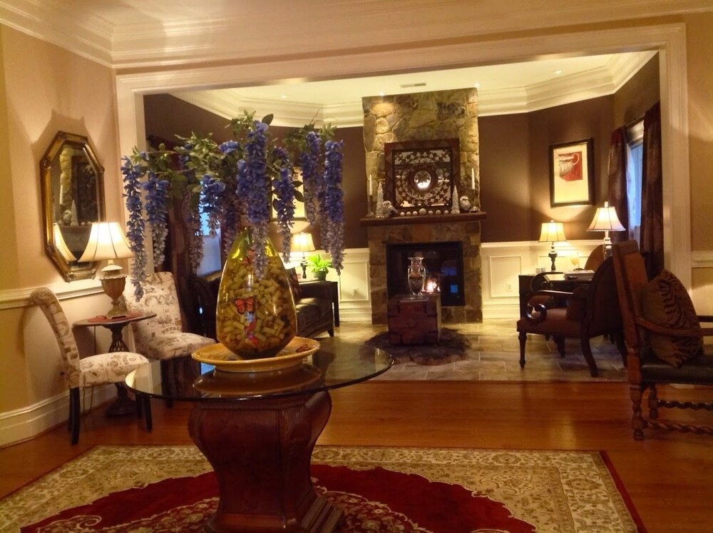 Skyline Vineyard Inn - photo 19