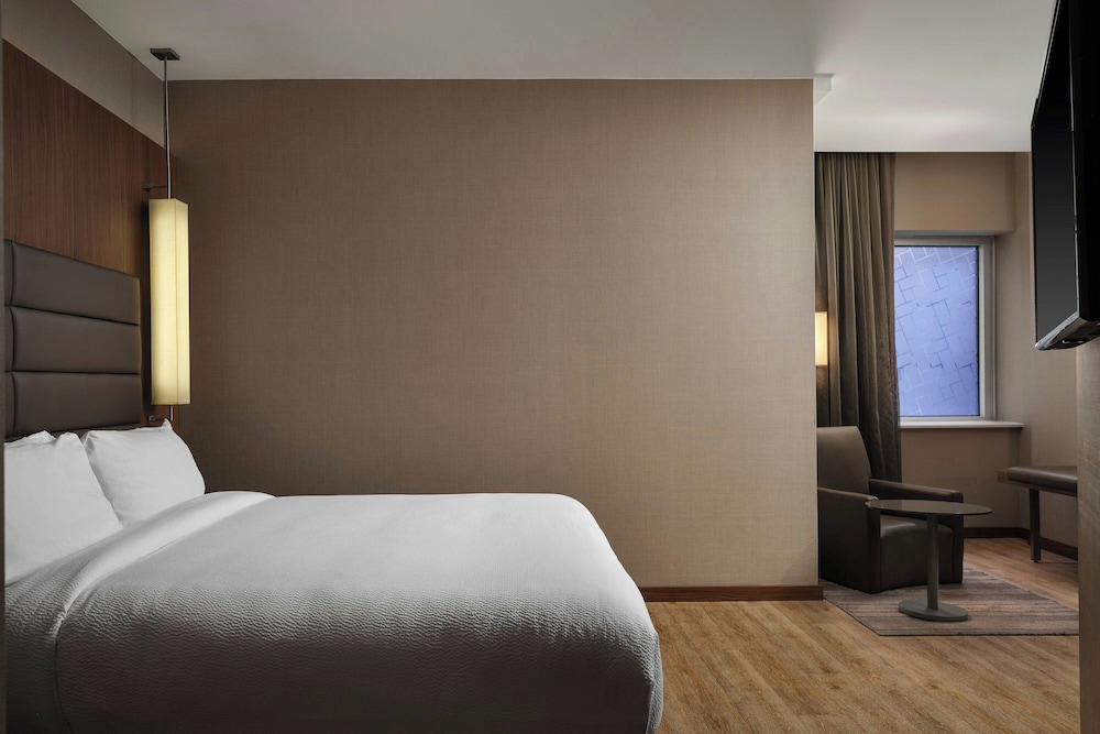 AC Hotel by Marriott Dallas Downtown - photo 13