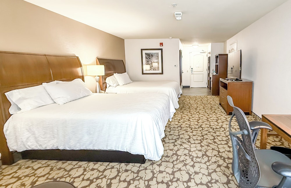 Hilton Garden Inn Gilroy - photo 19