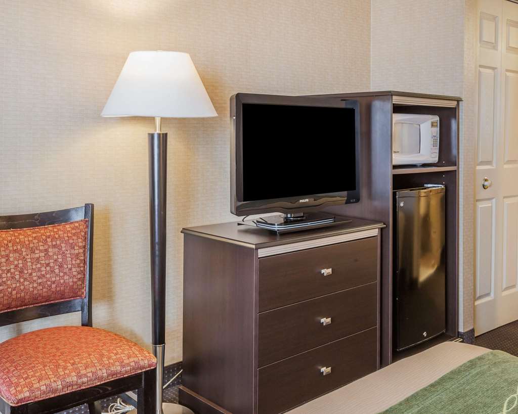 Comfort Inn On the Bay - photo 13