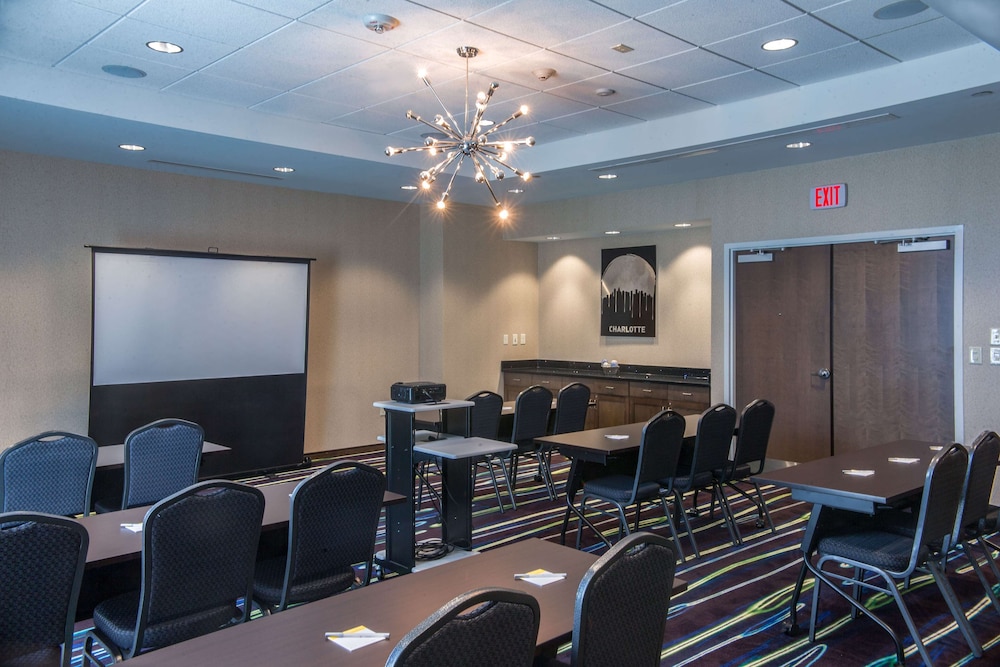 Hampton Inn & Suites Charlotte Ballantyne - photo 58