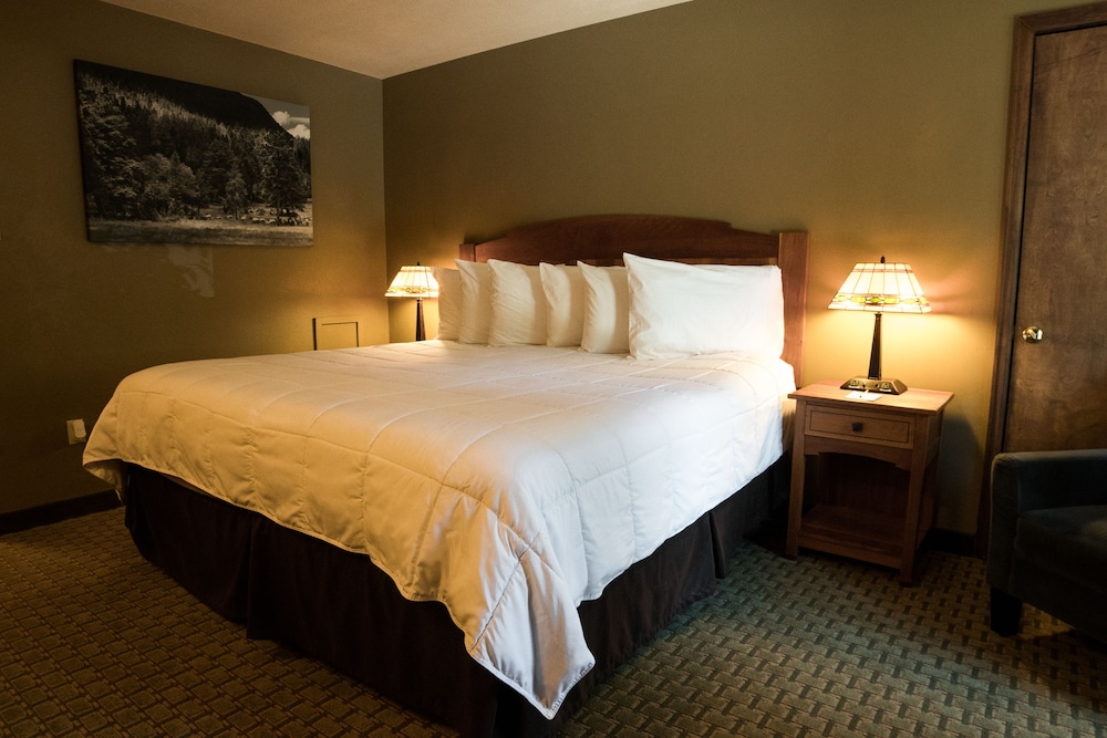Silver Moon Inn - photo 32
