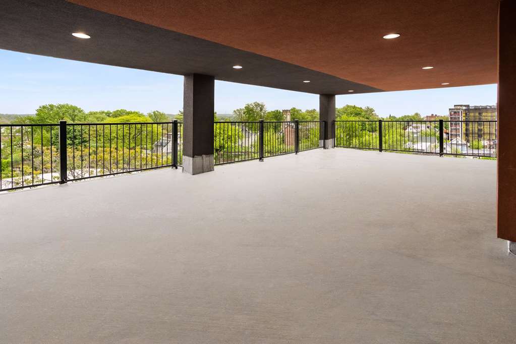 Days Inn by Wyndham Staten Island - photo 11