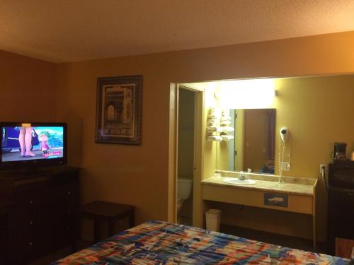 Wye Motel - photo 6