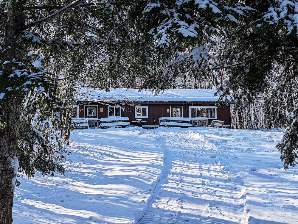 Coadys' Point of View Lake Resort - photo 435