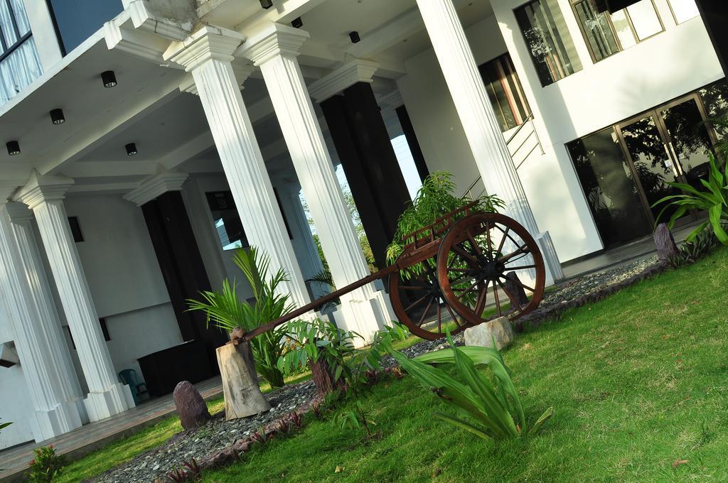 G.M.T. Sorabora Village Hotel in Badulla, Sri Lanka