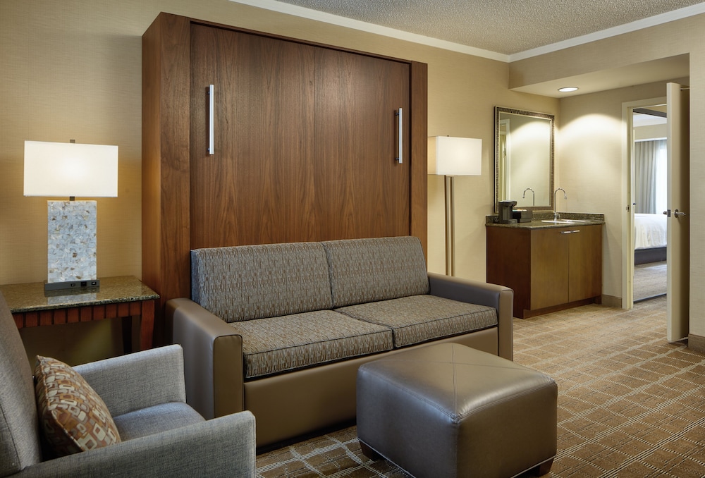 Embassy Suites by Hilton San Diego La Jolla - photo 5