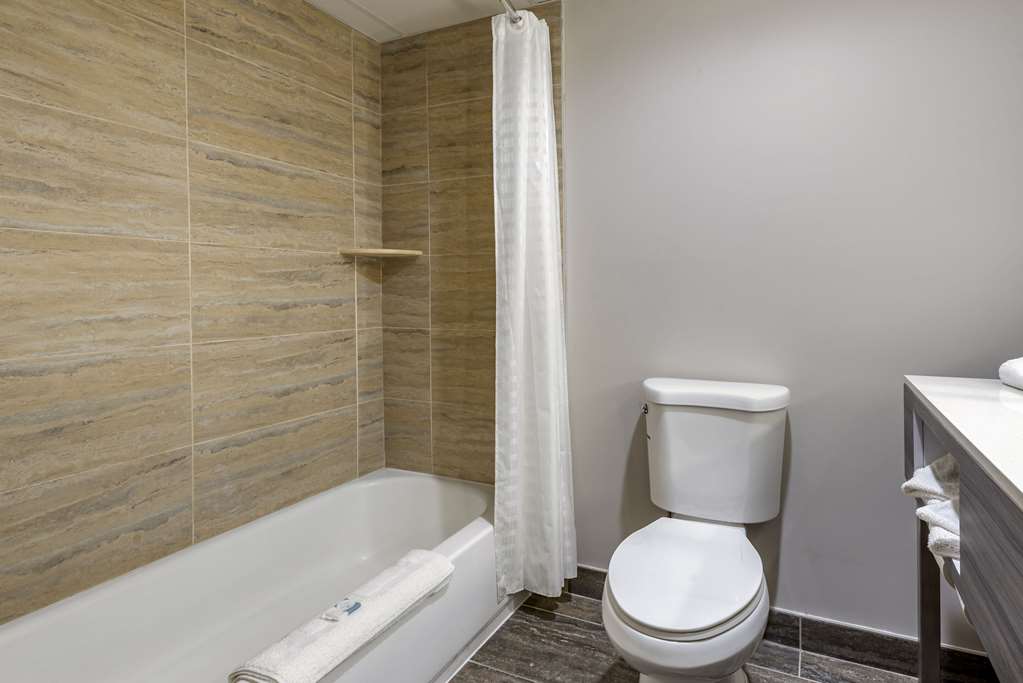 The Waves Hotel an Ascend Collection Hotel - photo 15
