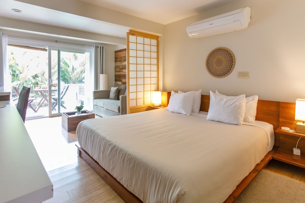 Inn at Moonlight Beach - photo 36