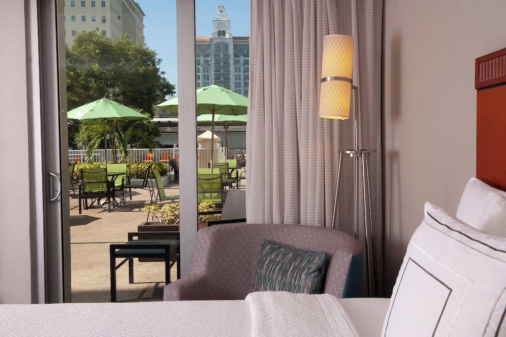 Courtyard Miami in Coral Gables by Marriott - photo 20
