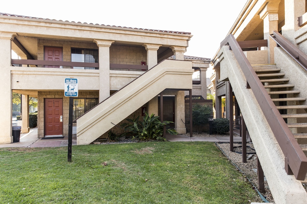 Premier Inns Thousand Oaks - photo 41