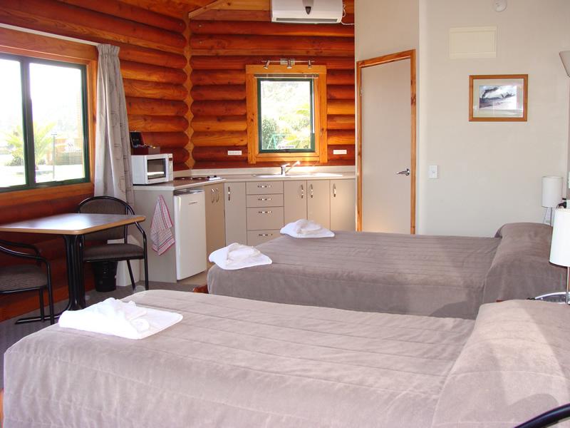 Shining Star Beachfront Accommodation in Hokitika, New Zealand