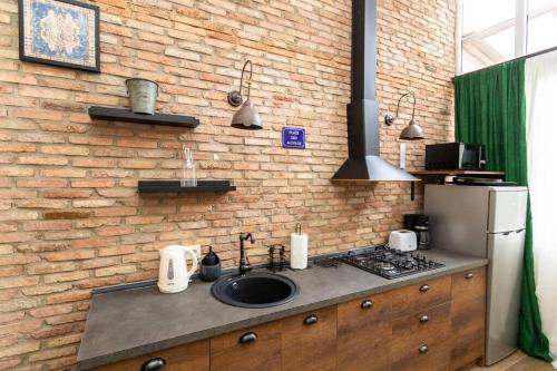 Modern 3BR House For 6 People